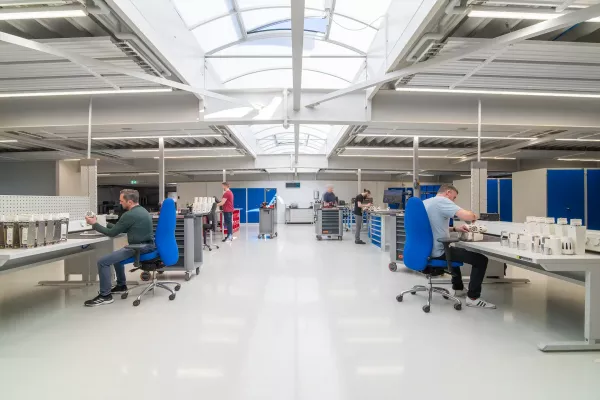 Derksen Lichttechnik Produktionshalle