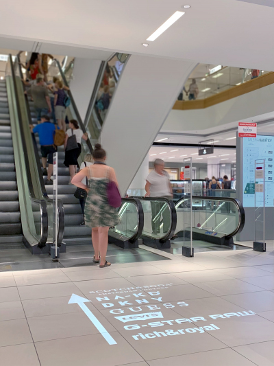 Kaufhof-Duesseldorf-03